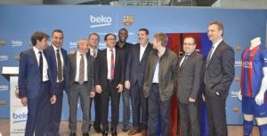 Beko presenta la nueva gama de frigoríficos Beko-Barça de la mano de Éric Abidal